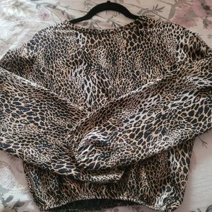 Zara Animal print sweater